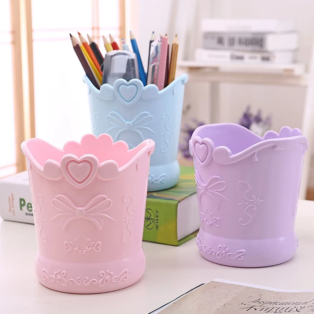 Plastic Pen Holder