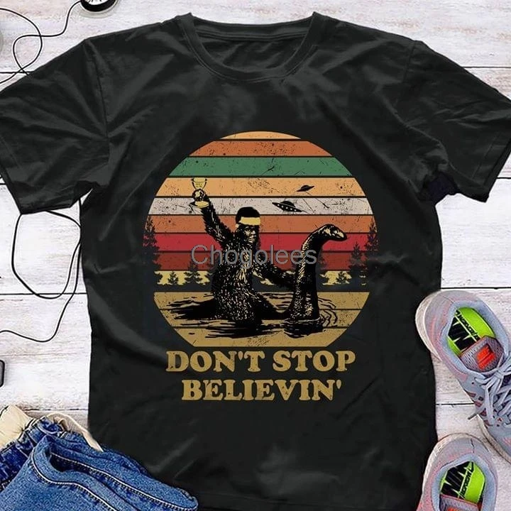 Винтажная футболка с изображением Санты бигфута и надписью Don't Stop Believe |