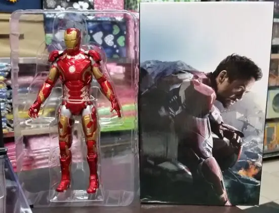 

Gravity Anime Garage Kit New Style Boxed 9-Inch Iron Man Luminescent Mobile