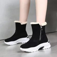 Зимние ботинки; зимние ботинки; женская обувь; женские ботинки; Модные ботильоны из флока на танкетке; ботинки; Новинка года; зимние теплые ботинки на меху; B57