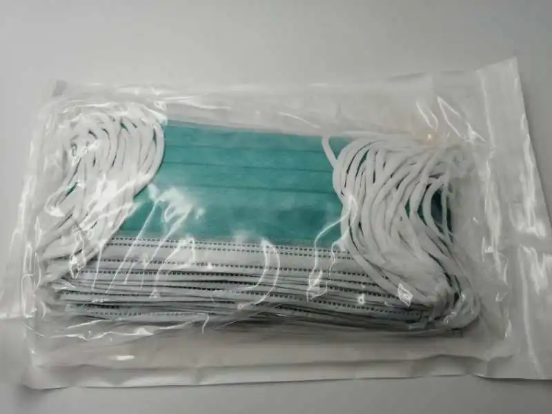 

200 Pcs Factory Price Disposable Face Mask Face Mask with Three Layer By Free Shipping