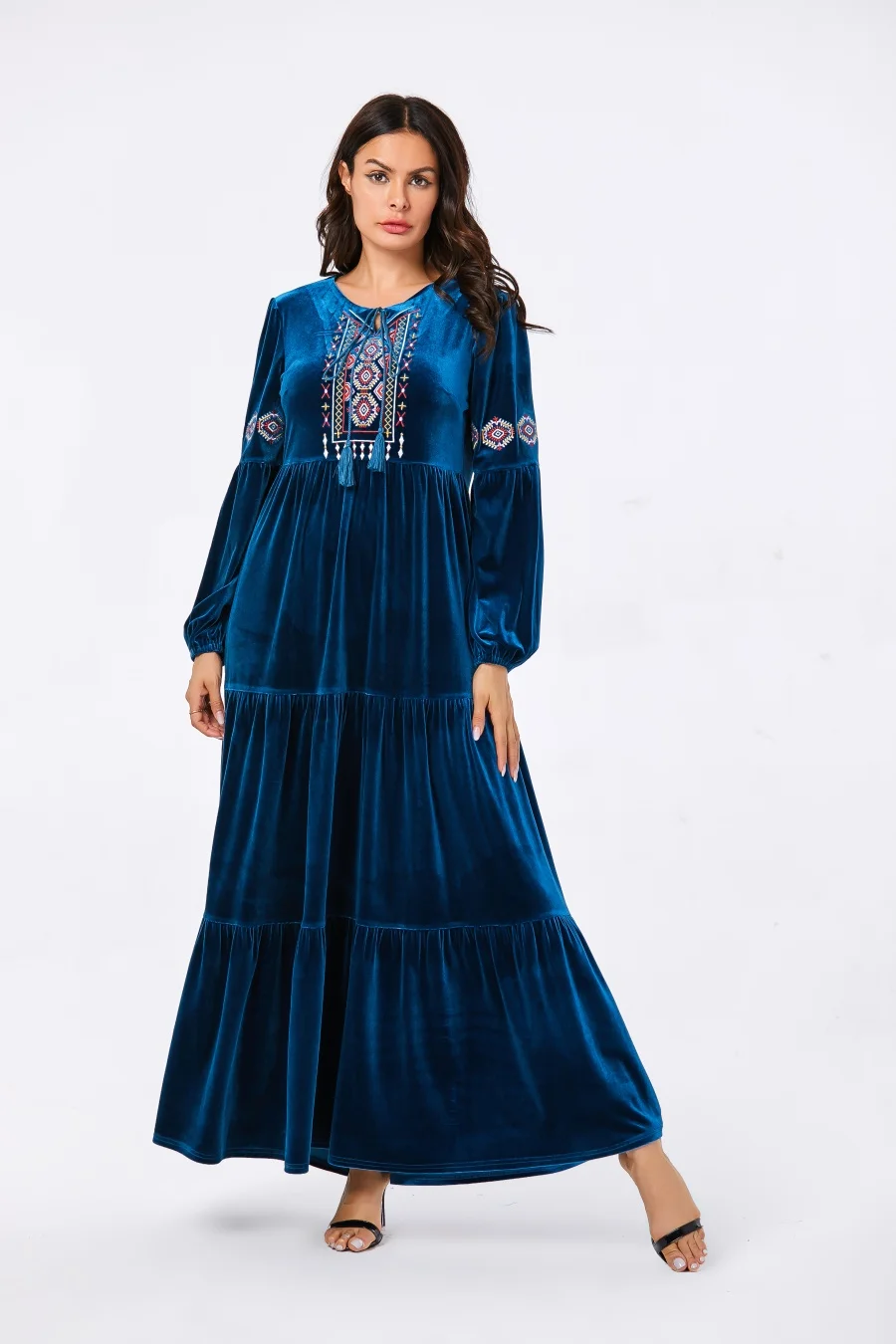 Siskakia вельветовое длинное платье, повседневное, этническое, Цветочная вышивка, макси платья с длинным рукавом, зима, Свинг, аравийская одежда, 26 цветов