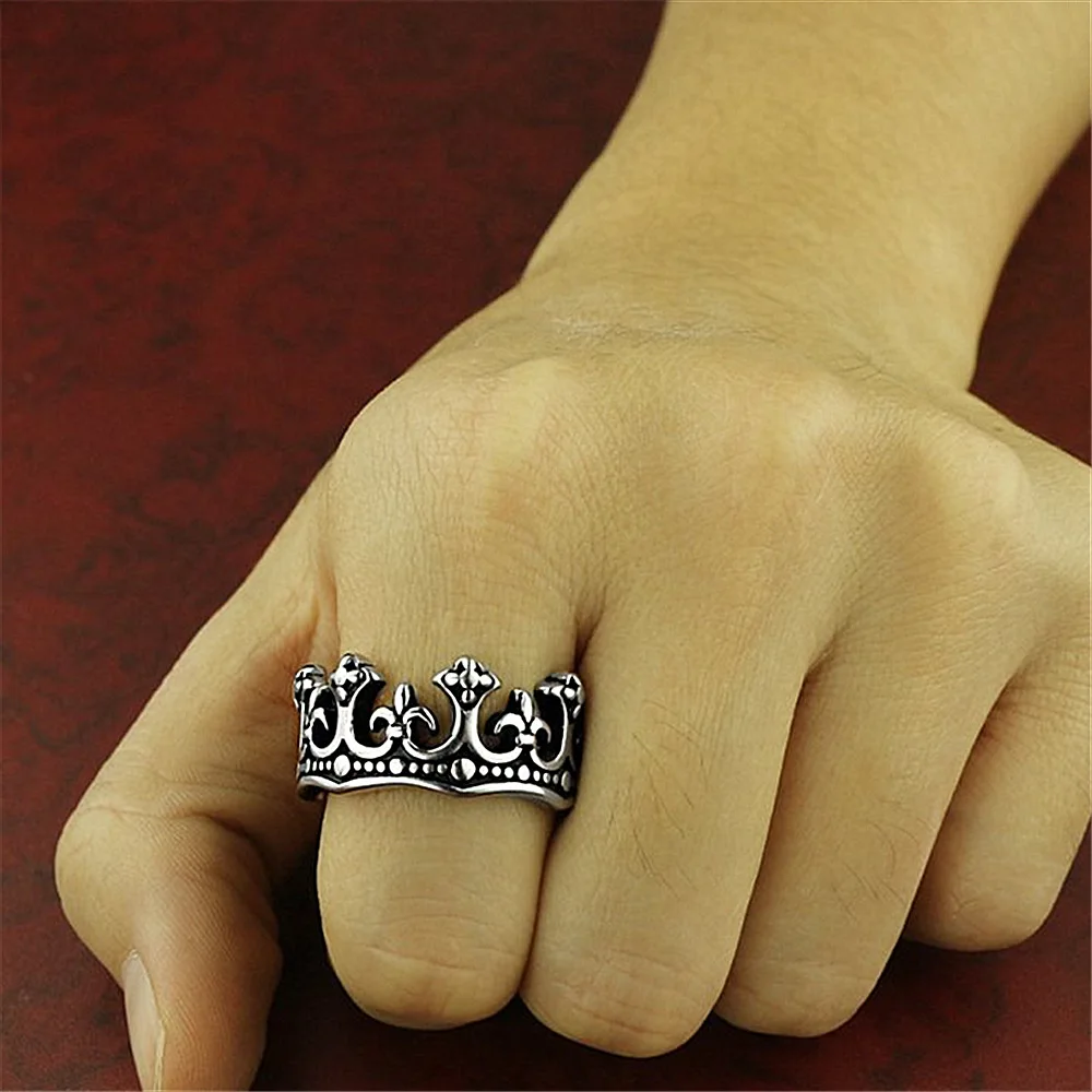 Ringe Schwarz kauniglichen kaunig Crown Ritter Fleur De Lis Kreuz винтажный Ringe feur mйnner Schmuck