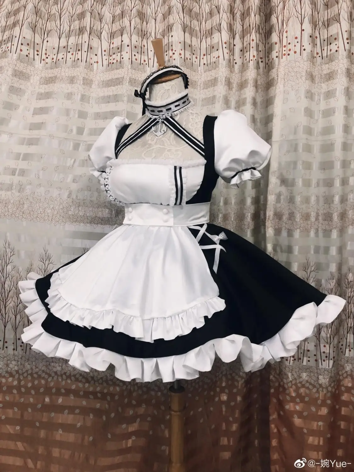 

[Customized] Anime Azur Lane Crosswave Sirius Maid Outfit Lolita Dress Cosplay Costume Women Halloween Carnival Free Shipping