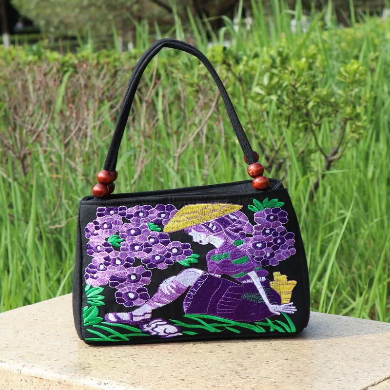 New Fashion Embroidery Women Small handbags National Floral Embroidered Lady Top-handle bags Single-layer Beading Falp Carrier