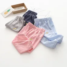 Новые стильные летние повседневные штаны ярких цветов в Корейском стиле с вышитым карманом и рисунком медведя для девочек 32122