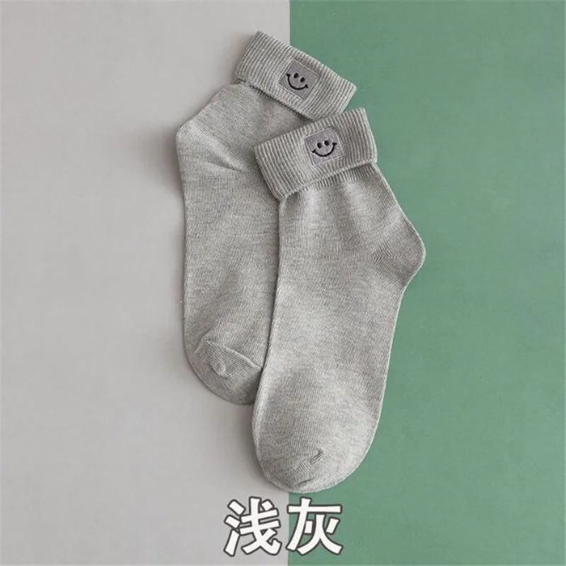 New Socks Winter Autumn Embroidery Square Face Cotton Women's Socks Funny Lovely Smile Face Socks Autumn Fashion Cartoon Socks - Цвет: 5