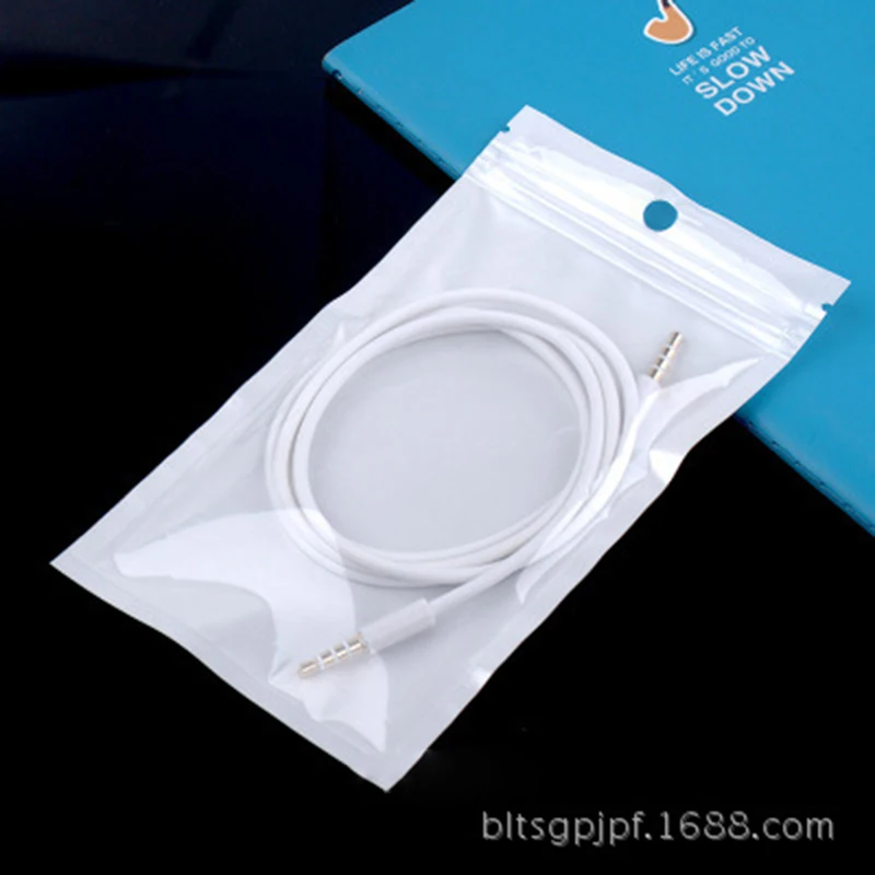 4255178737_1470205870