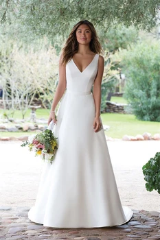 

New Arrival Luxury A-Line V Neck Wedding Dress 2020 White Ivory Illusion Button Satin Court Train Bride Gown Vestido de Noiva