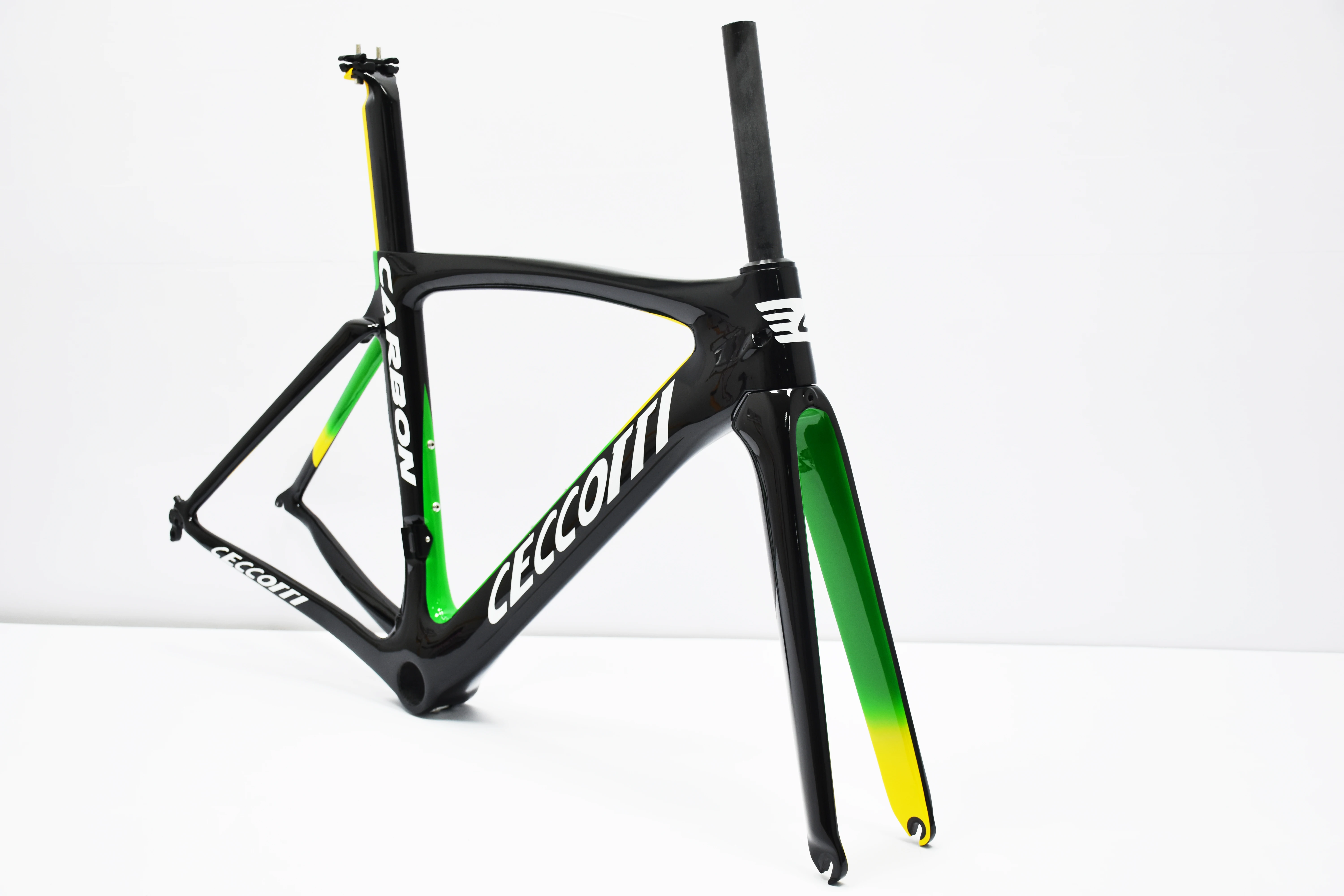 Clearance 2019 Ceccotti new model carbon road bike frame PF30 road bicycle frame UD hot selling full carbon frame made in China 5 Clearance 2019 Ceccotti new model carbon road bike frame PF30 road bicycle frame UD hot selling full carbon frame made in China 5