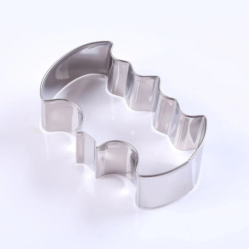 Stainless Steel Batman Shape Biscuit Fondant Decorating Cutter Mould Bakeware