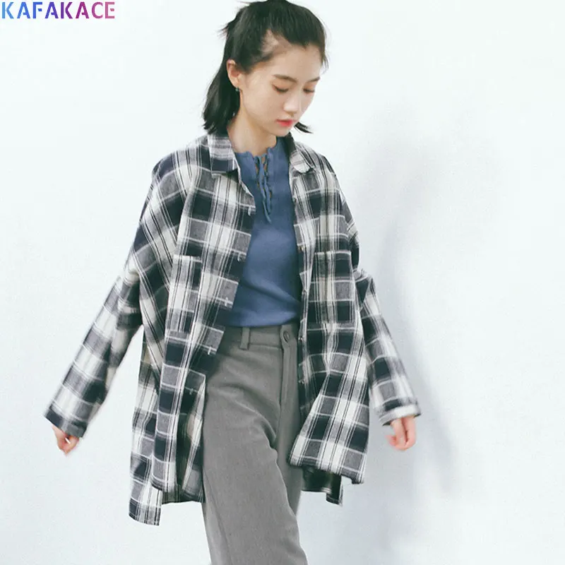 

KAFAKACE 2020 Women Blouse Oversize Black Plaid Print Young Ladies Batwing Sleeve Blouse Casual Shirts Spring Style Cardigan