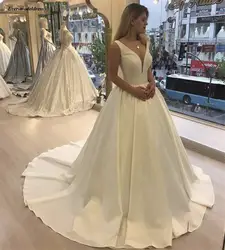 Простые изящные атласные свадебные платья с глубоким v-образным вырезом без рукавов на шнуровке сзади со шлейфом Свадебные платья