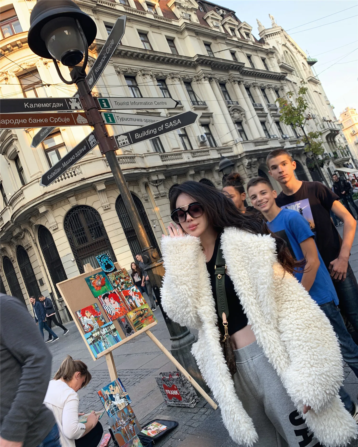 Плюшевое пальто для женщин с отворотом, пальто из искусственного меха с длинным рукавом, пушистые куртки из искусственного меха, зимние толстые теплые женские пальто с карманами