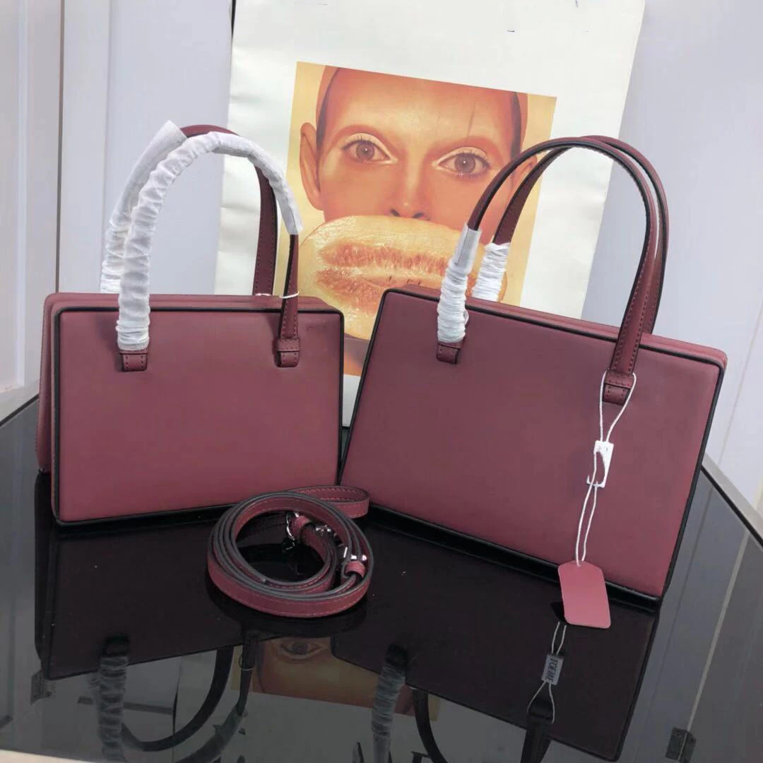 

Genuine Cow Leather Flap Hash Women Sling Shoulder Bag Famous Designer High Quality Drop Shipping Ins Trendy Pairs Style