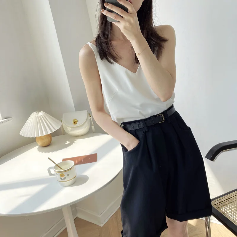 ladies shorts Casual Wide Leg Shorts With Belt 2020 Casual Loose Straight Women Hotpants linen shorts