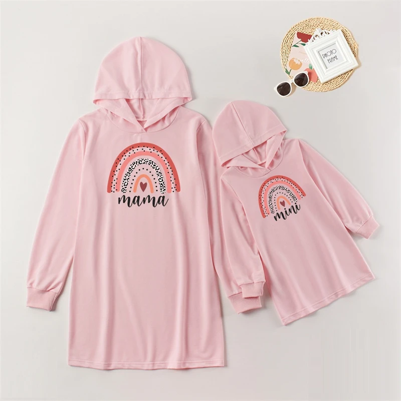 2021 Love Sweaters Autumn Mother Daughter Matching Dresses Family Set Mom Baby Mommy and Me Clothes Women Girls Hoodies Dress 2021 Love Sweaters Autumn Mother Daughter Matching Dresses Family Set Mom Baby Mommy and Me Clothes Women Girls Hoodies Dress