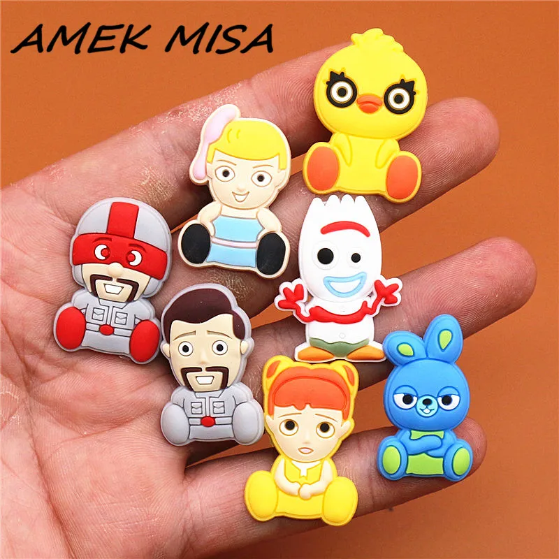 

7pcs/set Cartoon Shoe Charms Accessories Decorations Girl/Snowman/Chicken PVC Croc jibitz Buckle for Kids Party Xmas Gifts U184