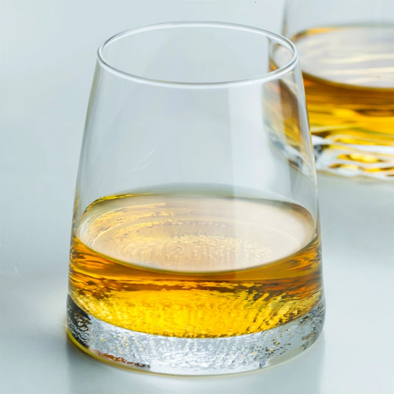 Japan Edo Kiriko Crystal Artwork Whisky Mug Mountain Moon Artistic Conception Whiskey Old Fashioned Glass Wine Tasting Tumbler