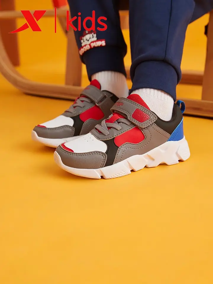 boys velcro running shoes