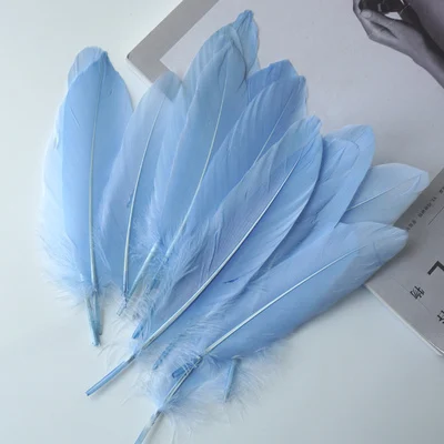 thumbnail image 1 of 50 plumas de ganso naturales de 15 a 20 cm, plumas blancas para decoración del hogar, manualidades, bricolaje, decoración de joyas para fiestas, 1 of 5