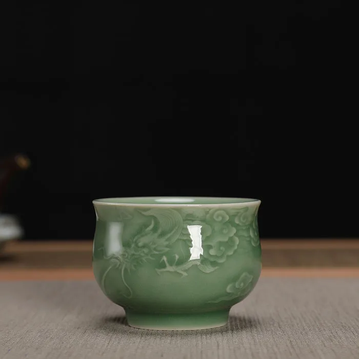 

Керамическая чайная чашка Longquan Celadon ручной работы