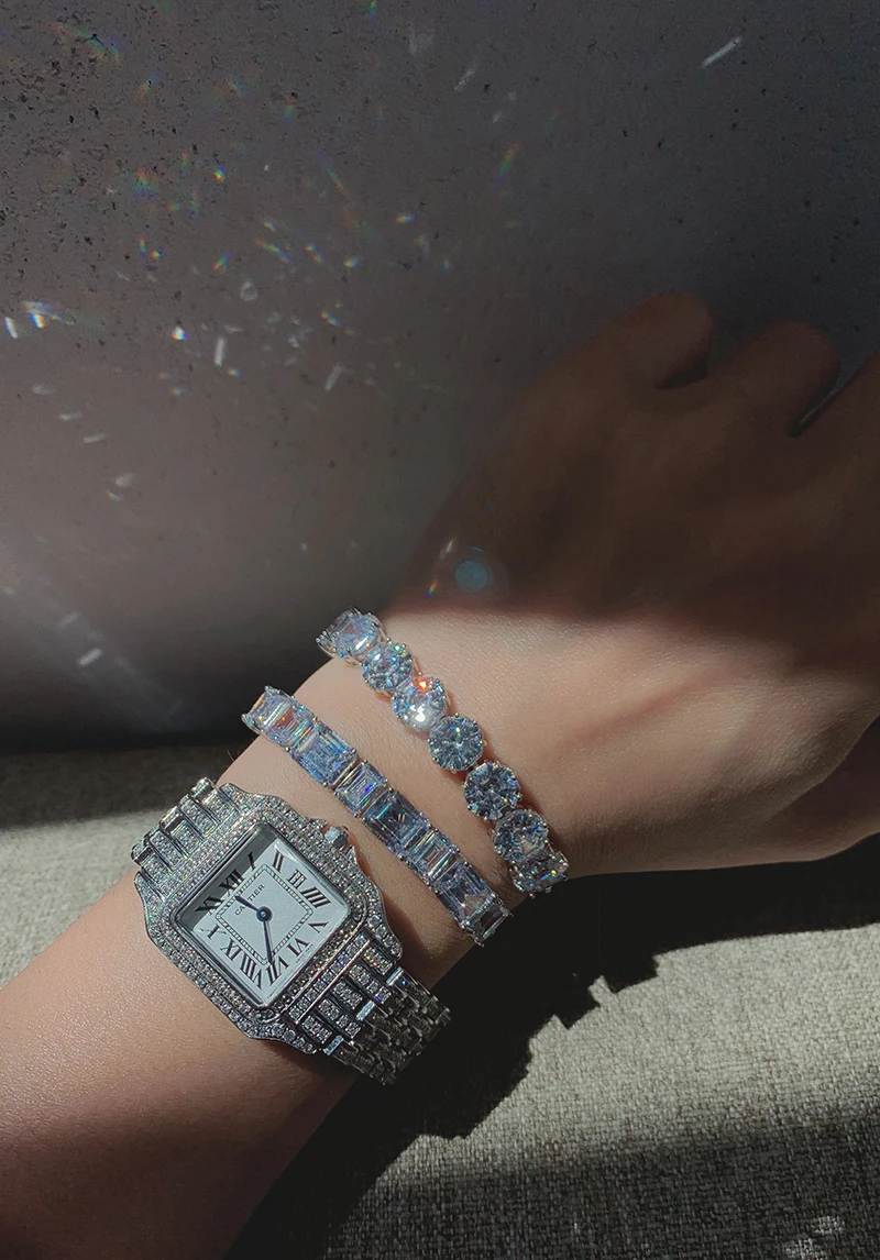 

Domineering advanced feeling sparkling large zircon bright drill pulling bracelet girl