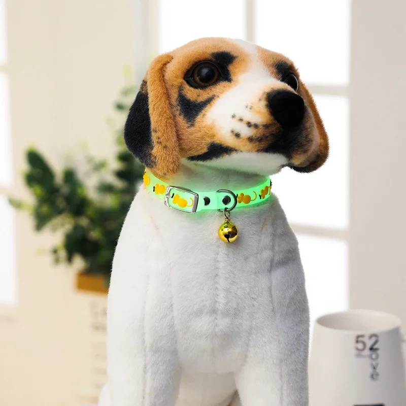 Fashion Pet Glowing Collars With Bells Glow At Night Dogs Cats Necklace Light Luminous Neck Ring Accessories