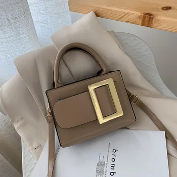 

2020 new female bag chain bag on the new retro Messenger bag Korean version of the wild fashion texture solid color small
