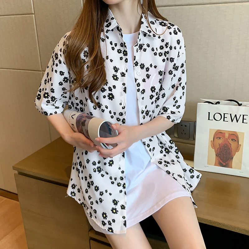 White Blouse Short Sleeve Casual Sunflower Print Blouse Turn Down Collar Lady Office Shirt Casual Loose Tops Plus Size Blusas