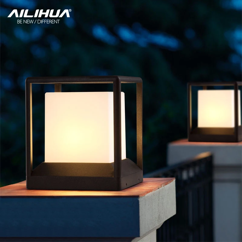 Solar outdoor waterproof column head lamp courtyard column lamp villa garden wall lamp connected to switch column lamp gate lamp 2