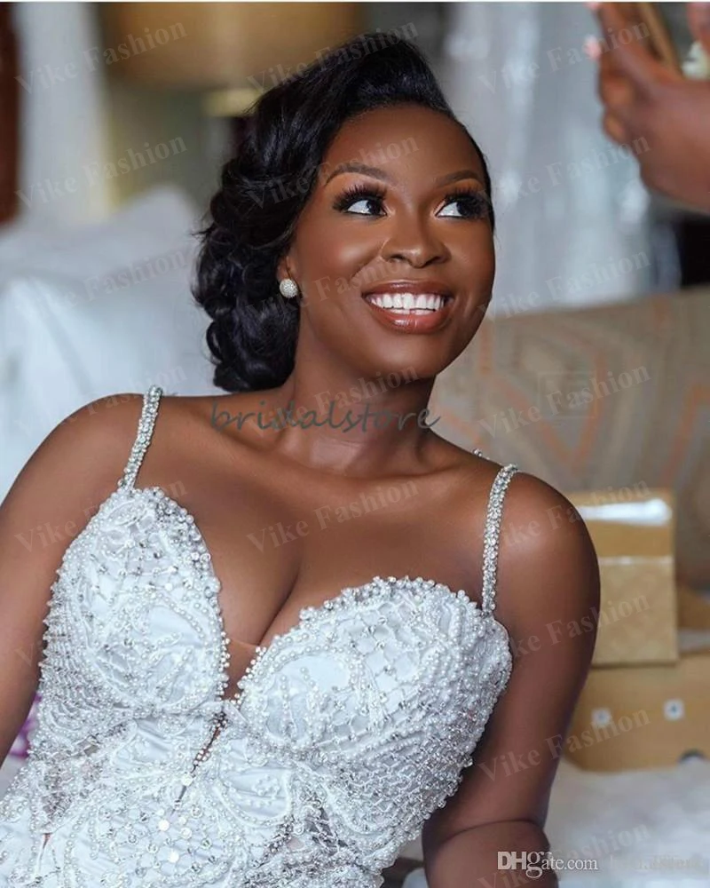 african-wedding-gowns-2020-plus-size-mermaid-lace-wedding-dresses-beaded-luxury-country-garden-bridal-reception-dress-button-robes-de-mari%C3%A9e