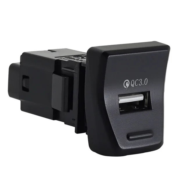 1 adet araba orta kontrol pozisyonu USB şarj aleti QC 3.0 hızlı şarj için RAV4 Wildlander 2020