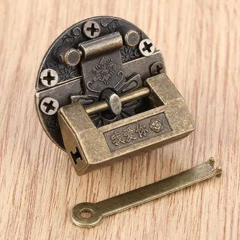 

2Pcs Vintage Antique Iron Jewelry Wooden Box Padlock Chinese Old Brass Padlock for Suitcase Drawer Cabinet Key 33*18mm