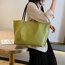 Корейская версия сумки диких сумок Новая французская ниша большой емкости каменный узор сумка на плечо