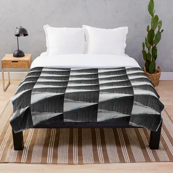 

Train at Ribblehead Throw Blanket Soft Sherpa Blanket Bed Sheet Single Knee Blanket Office Nap Blanket