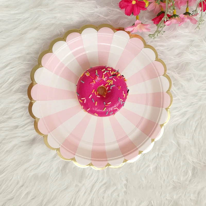 7inch Plate 8pcs Розовые золотые полосы вечерние Бумажные Соломенные тарелки салфетка для чашек вечерние детские подарки на день рождения свадьбы декоративные одноразовые столовые приборы - Цвет: 7inch Plate 8pcs