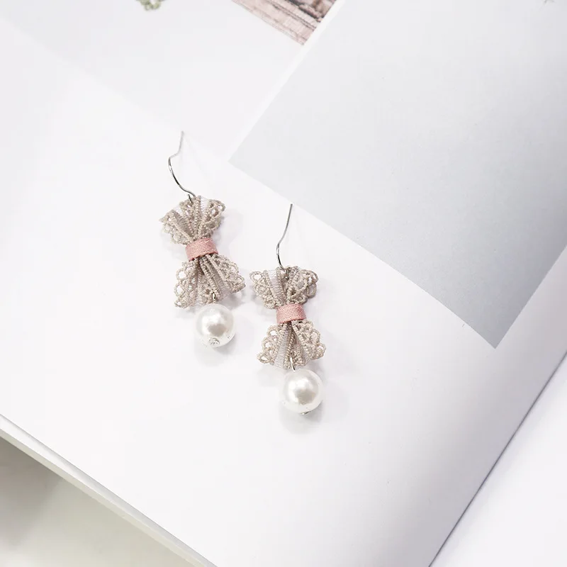 Qingwen модные серые геометрические акриловые нерегулярные полые круглые серьги с квадратной подвеской для женщин вечерние ювелирные изделия - Окраска металла: P9