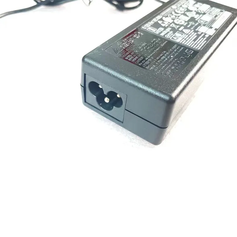 19V 3.42A 65W 3.0*1.0MM Laptop Adapter Charger For Acer Aspire S7 391 V3-371 Switch12 PA-1450-26 A13-045N2A 547H 56RQ SF314-51-7