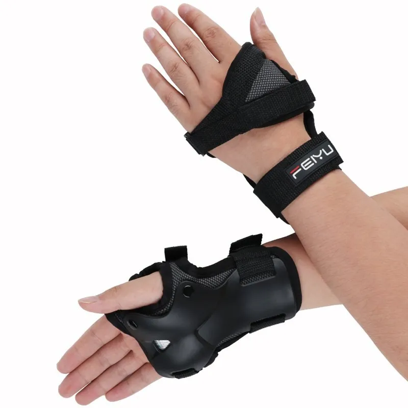

Roller Skating Gloves Adult Children Men And Women hu shou zhang Limit Sports Half Finger Skating Bracer Skateboard Skating Prot