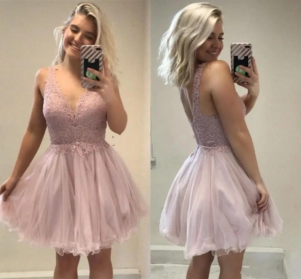 2020 Short Tulle Homecoming Dresses with Applique Lace V Neck Sexy Cocktail Party Gowns Zipper Back Cheap Bride Dress