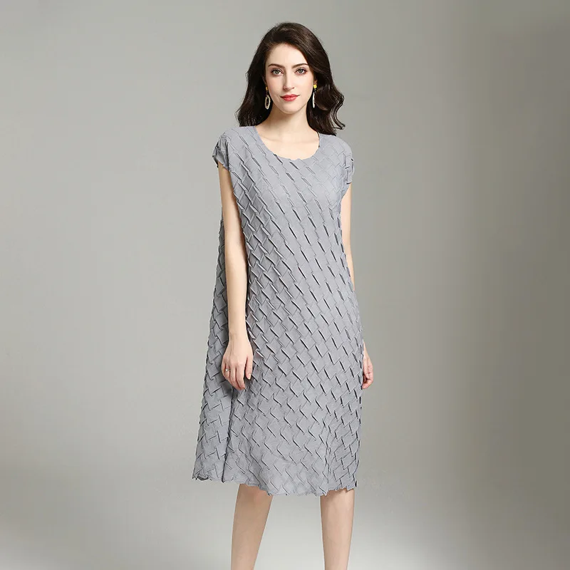 Fashion Tide Summer Fashion New Pleated Clothes For Women Short Sleeve Round Neck Loose Elastic Dresses Pop Nice NA911