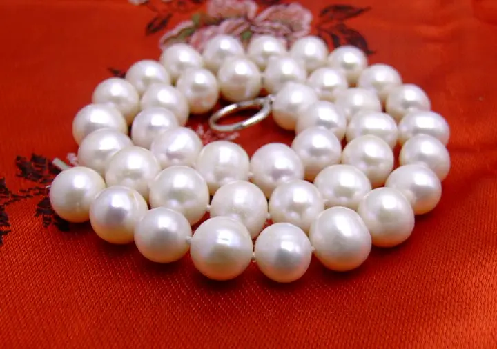 Qingmos Natural White Pearl Necklace for Women with 9-10mm Round Freshwater White Pearl Necklace 17