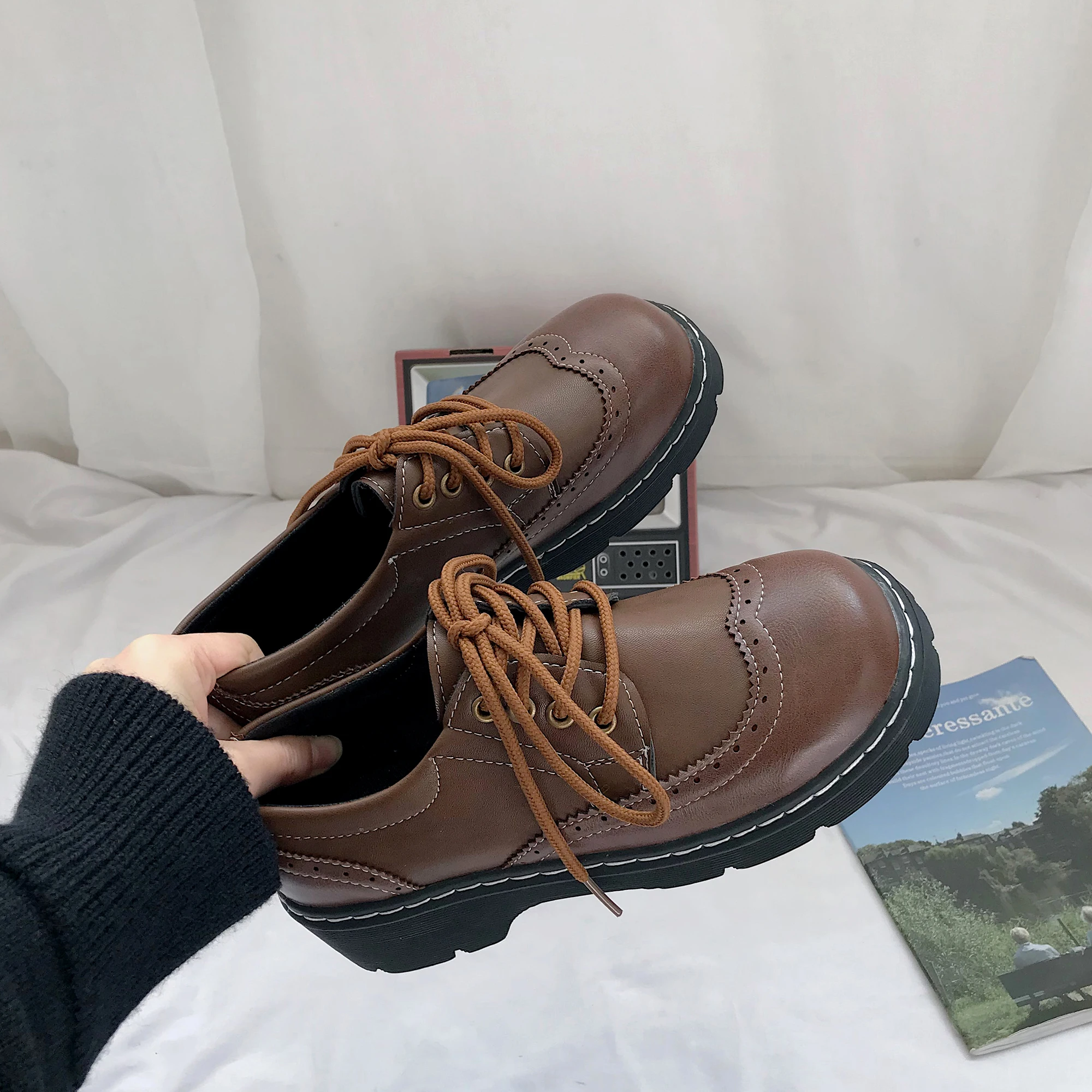 

Cross Women's Shoes Casual Female Sneakers Flats Oxfords All-Match British Style Autumn Round Toe Modis Nurse Summer Dress