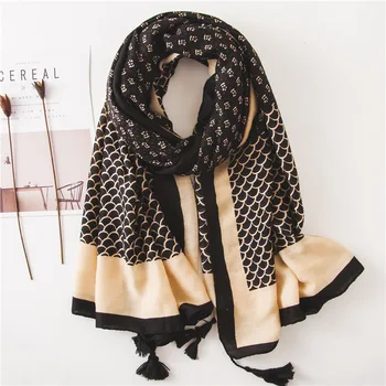 

Autumn and winter Fashion women's cotton material silk scarves Luxury lady Sunscreen shawl New style Print beach Cotton scarf