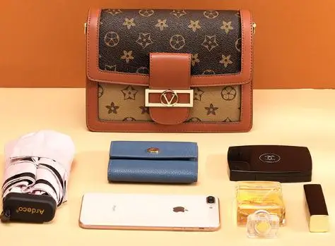 Новая мода весна и лето Модная печать PackAAA289