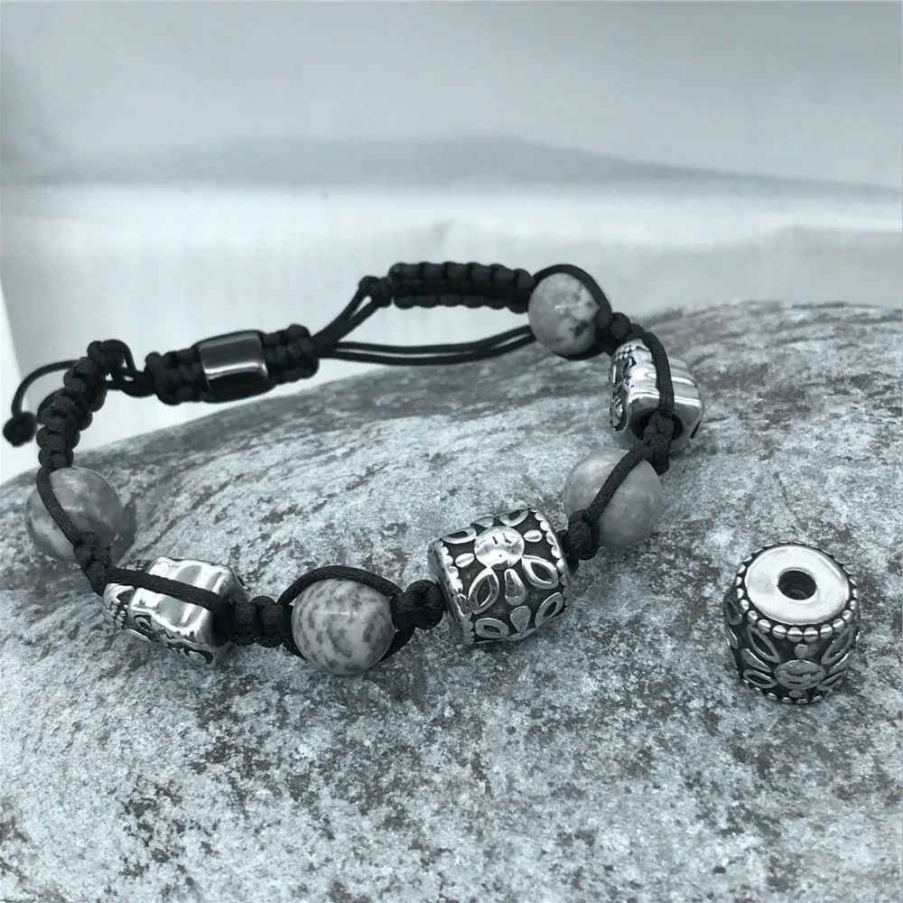 11247978871_1198154992