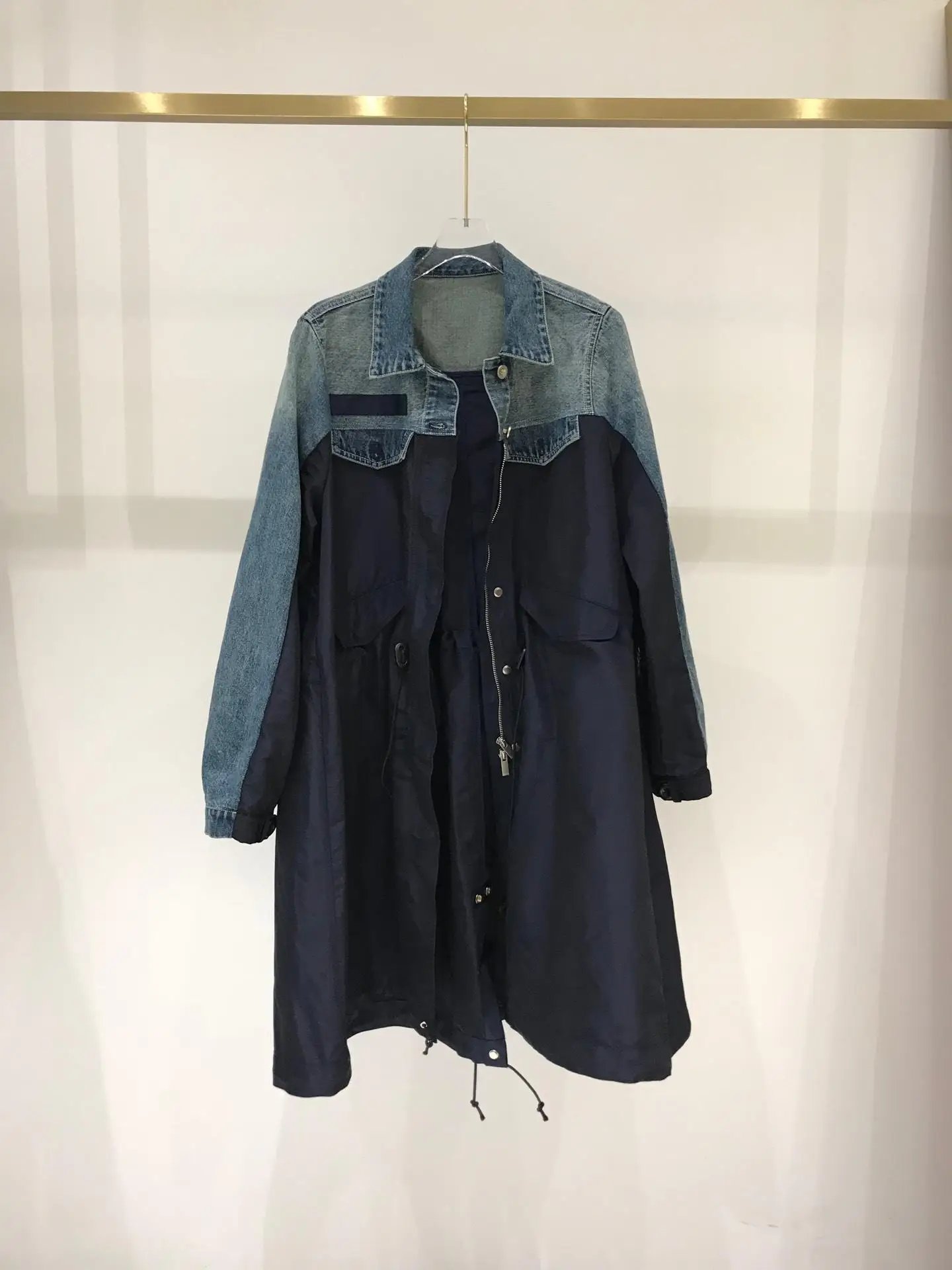 

2019 new ladies high quality fashion long-sleeved lapel stitching trench coat 0823
