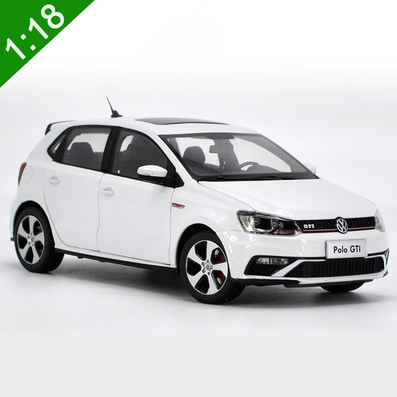 1:18 VW 2015 POLOGTI Литой Сплав литья под давлением модели автомобиля игрушки