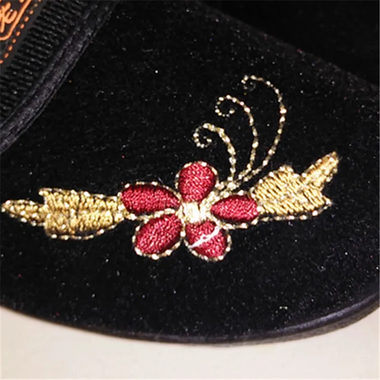 

Single Autumn Shoes Women's Flat Chunky-Heel Spring Festival New Style Middle-aged Beijing lao bu xie Hongxiang Boxed